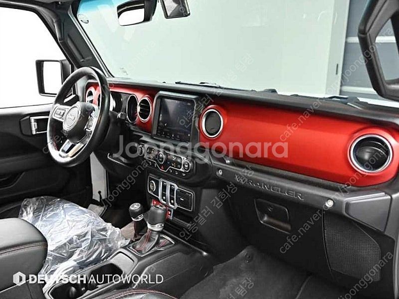 지프 랭글러 중고 랭글러 루비콘 중고 흰색 2019년식...--8
