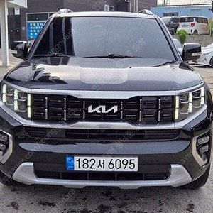 모하비 중고 가격 모하비 더 마스터 중고차 검정색 2022년식 31,749km 4WD 마스터즈 7인승 수원중고차