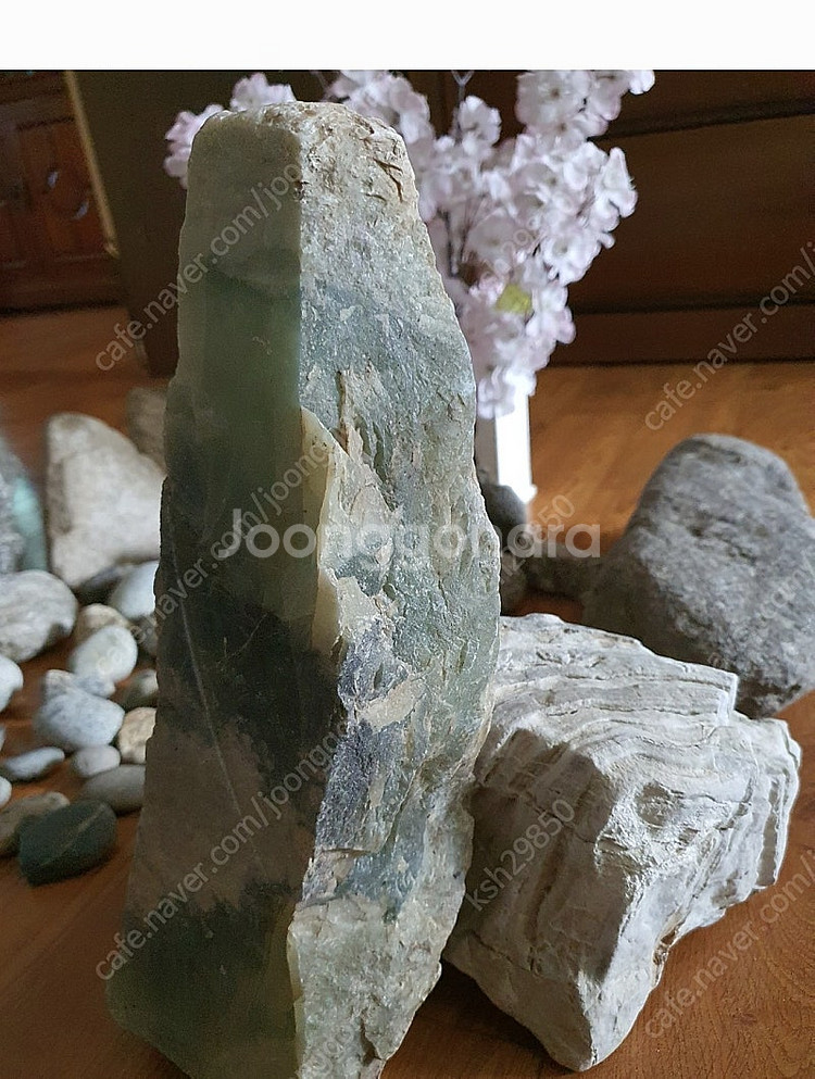 (갖다드림)조경 특이한 예쁜돌 정원인테리어 깨끗함 꽤많...--9