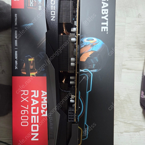 기가바이트 라데온 RX7600 팝니다