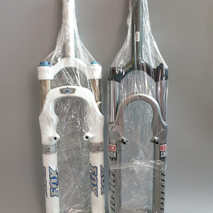 MTB 폭스샥 32+락샥 PILOT 에어샥 림/디스크 겸용+락브로스 지로 리벌브 헬멧 이미지