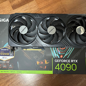 GIGABYTE 지포스 RTX 4090 GAMING OC 팝니다.