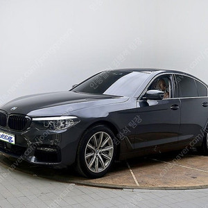 BMW 5시리즈 중고 5시리즈 중고차 bmw 520i 중고 검정색 2019년식 520i 럭셔리 수원중고차