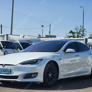 테슬라 모델 S 중고 테슬라 중고 승용차 흰색 2020년식 30,096km 롱 레인지 중고차 시세