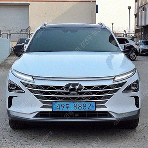 흰색 현대 넥쏘 중고 프리미엄 중고차직거래카페 10,891 km