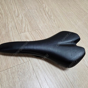 프롤로고 카파 자전거 안장