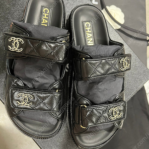 샤넬 램스킨 블랙 뮬 슬리퍼 37