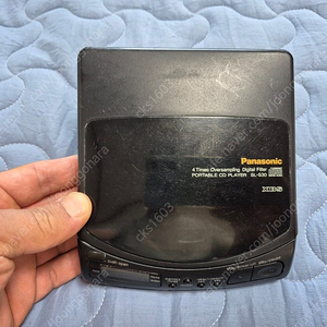 PANASONIC 워크맨 CDP SL-S30 블랙색상 정상작동품 판매합니다.