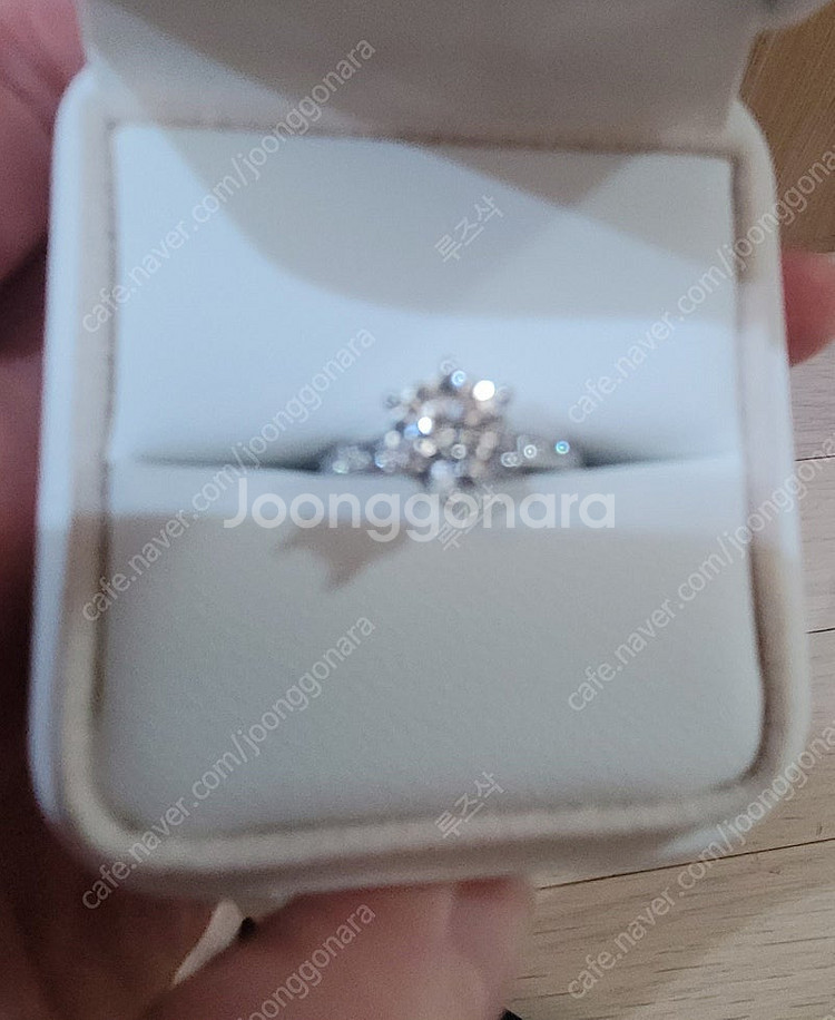 1캐럿 18k 랩다이아 화이트골드 반지--0