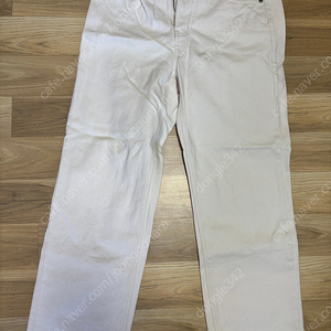 무신사스탠다드 레귤러 핏 데님 팬츠 크림