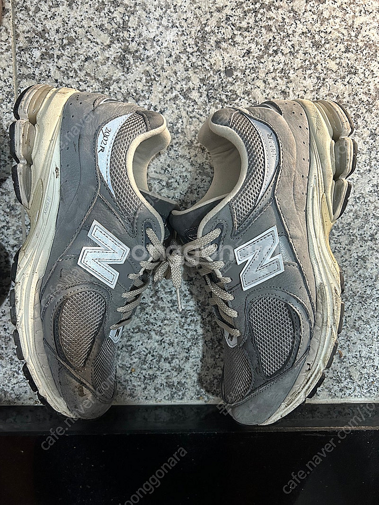 뉴발란스 2002r 275--3