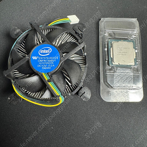 i3-8100 시피유와 쿨러 팔아요