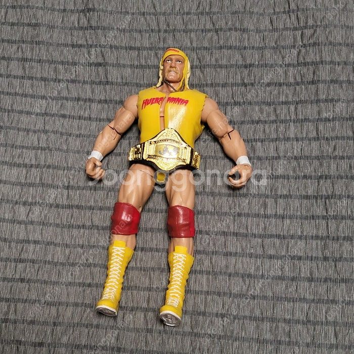 wwe 프로레슬링 헐크호건 피규어 판매합니다.--0