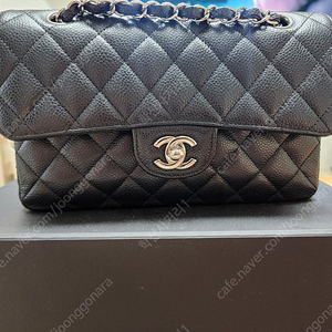 샤넬 클래식 스몰 은장 팝니다