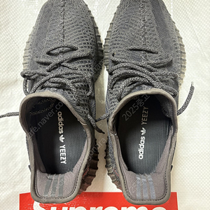 아디다스 이지부스트 350 V2 트리플블랙 275 판매