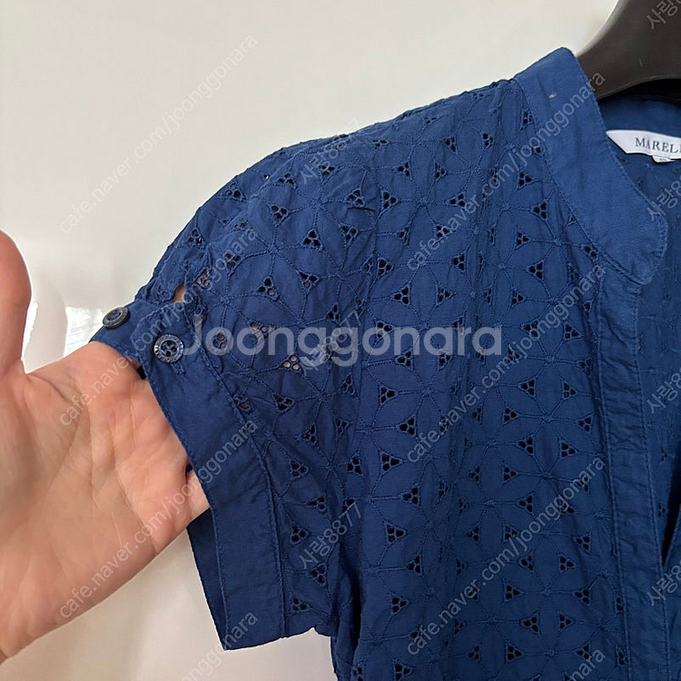 막스마라 마렐라 펀칭 아일렛 퍼프 러블리 블라우스 올드...--8