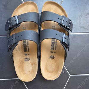 버켄스탁 아리조나 230