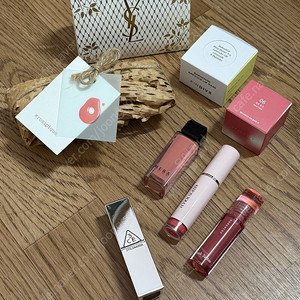 입생로랑/로지피끄/헤라/3ce/키핀터치/웨이크메이크