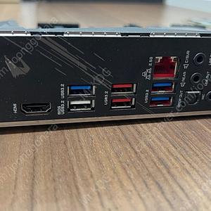 기가바이트 Z490 어로스 엘리트