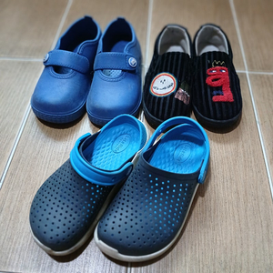 어린이 220사이즈-3켤레 모두해서 9.000원