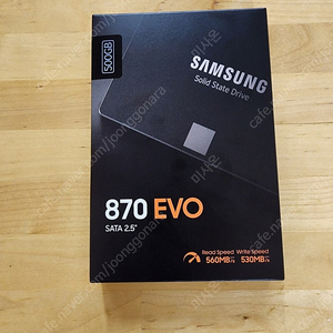 새 제품 미개봉 2.5인치 SSD 삼성 870 EVO 500GB 정품 5.5만 팝니다.