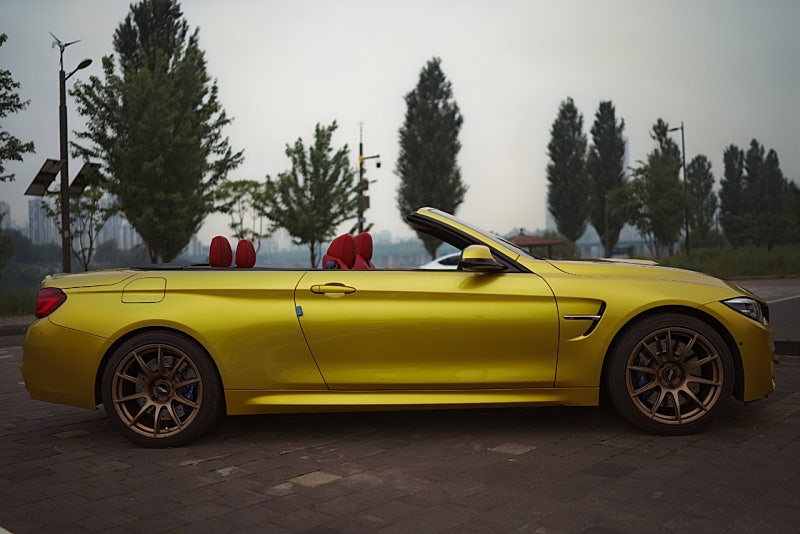 BMW M4 컨버터블 사일렌서에디션 이미지