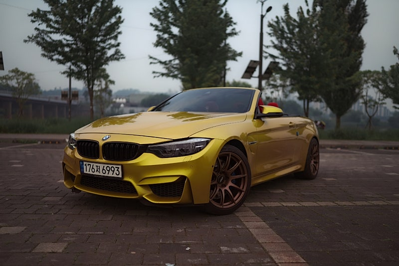 BMW M4 컨버터블 사일렌서에디션 이미지