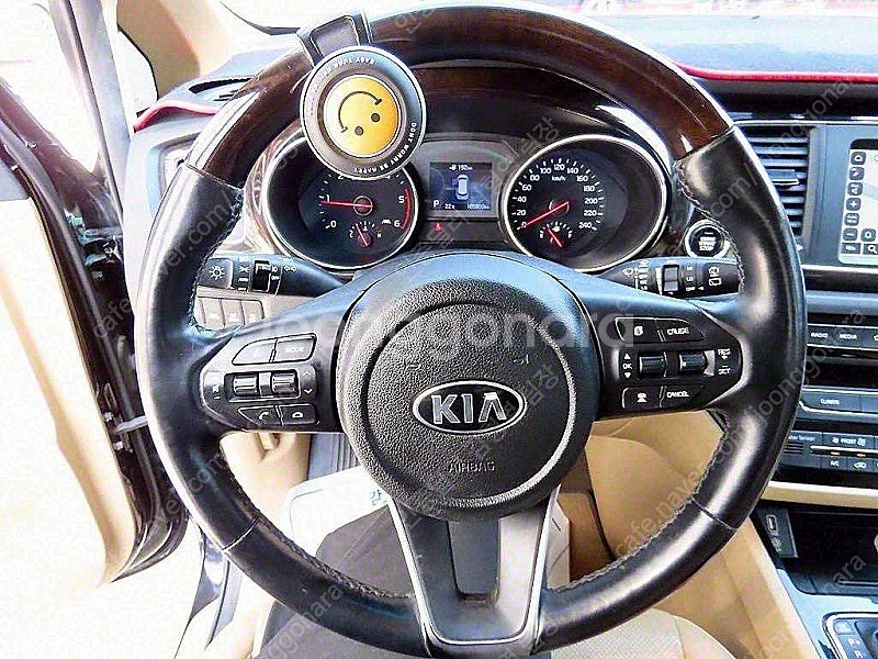 더뉴 카니발 중고 가격 중고 카니발 검정색 2020년식...--9