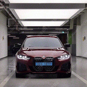 BMW i4 중고 i4 중고차 갈색 2023년식 45,060km M50 기본형 중고차직거래카페