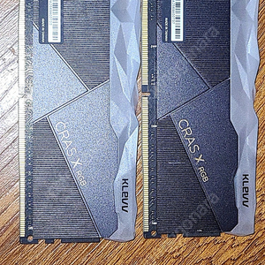 ESSENCORE KLEVV DDR4-3200 CL16 CRAS X RGB (32GB(16Gx2))