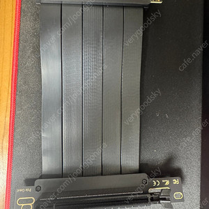PCIE 4.0 x16 라이저 케이블 RISER CABLE 150mm 팝니다.