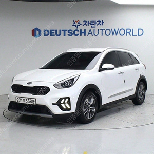 중고차 니로 중고 더 뉴 니로 흰색 2021년식 1.6 HEV 프레스티지 중고차카페
