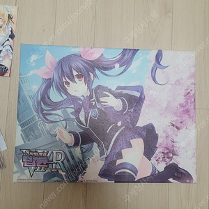 ps4 신차원게임 넵튠 VIIR 한정판 + 브로마이드 + 오프라인한정캔버스 팝니다.
