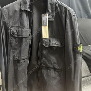 23FW 스톤아일랜드 오버셔츠 블랙 XL 판매.
