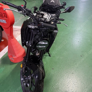 혼다 CB125R 2024년식