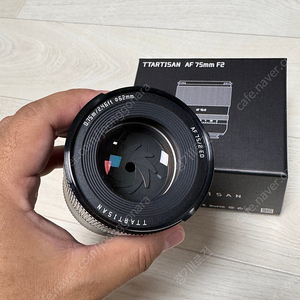 TTArtisan af 75mm f2.0 니콘 Z 마운트 렌즈 팝니다.