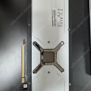 Radeon 6800XT 레퍼런스 팝니다.