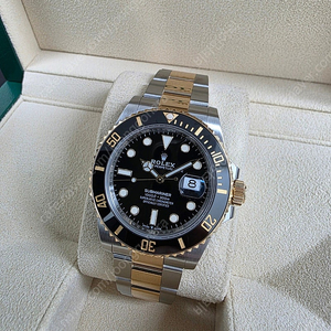 롤렉스 로렉스 서브마리너 섭마 41mm 41미리 검판 옐로우골드 옐골 콤비 흑콤 126613LN 판매합니다.