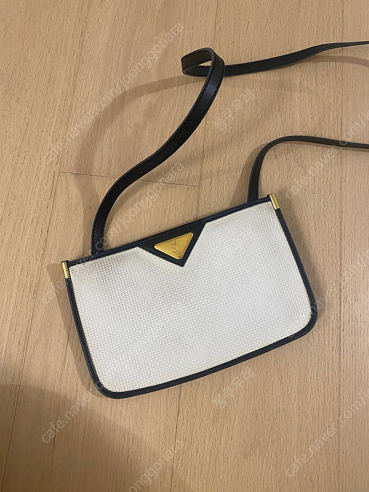 빈티지 입생로랑 가방 크로스백 이미지