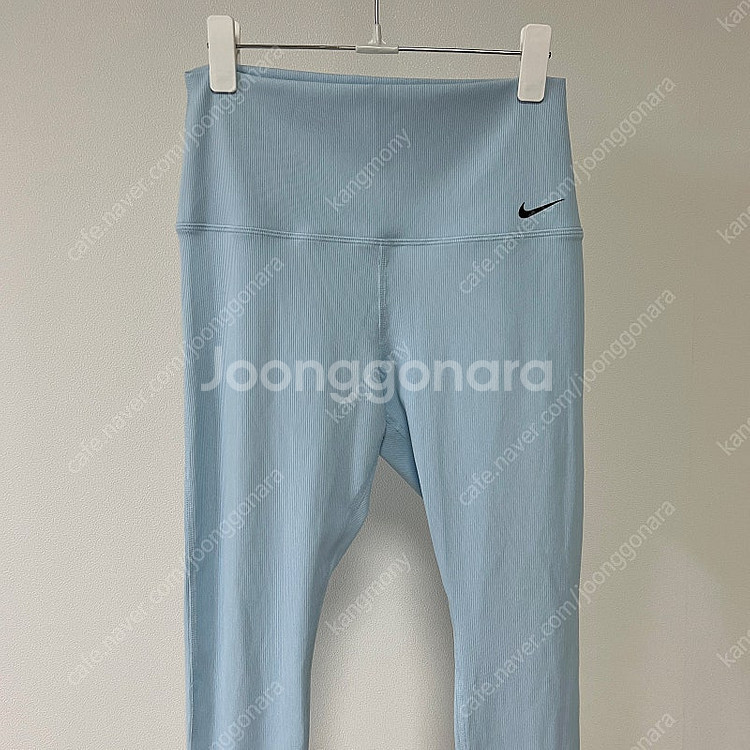 [2만원] 나이키 요가 레깅스 7/8 타이즈 하늘색 판...--2