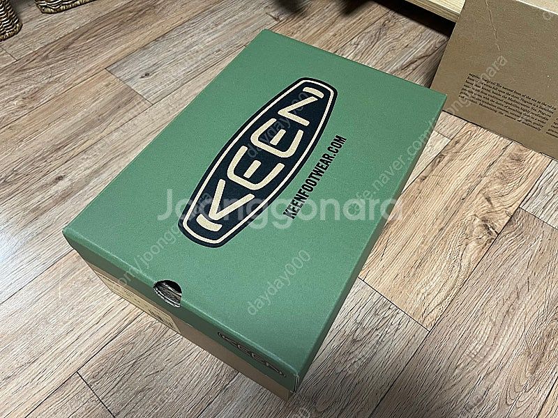 킨 뉴포트 레트로 여성 샌들 255--5