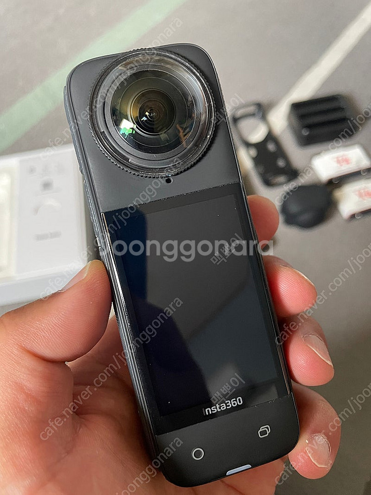 인스타360 x4, 모터사이클 클램프 등등 팝니다--1
