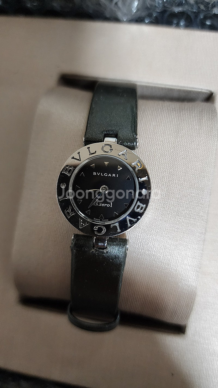 불가리 BVLGARI 비제로원 불랙다이얼 올리브그린밴--2