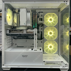 [게이밍 PC] 화이트 9600X + RTX 5060 / 쌍둥이 세트