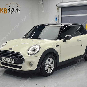 중고 미니쿠퍼 중고 가격 흰색 2018년식 71,304km 기본형 3세대 중고차구매