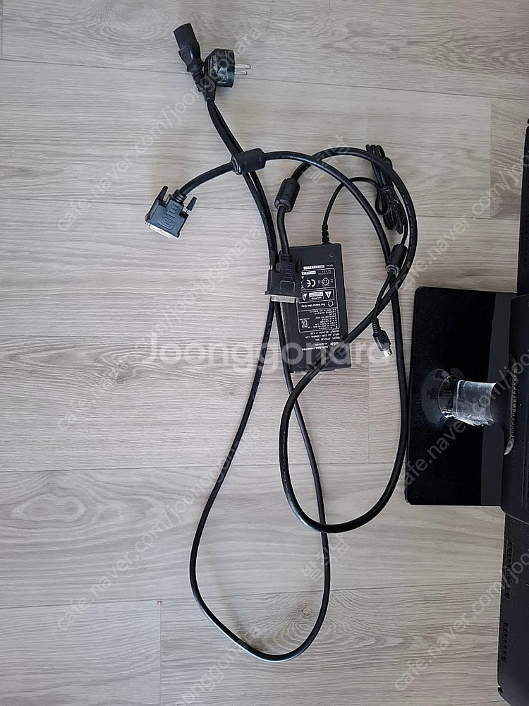 27인치 QHD 모니터 판매 35,000원--2
