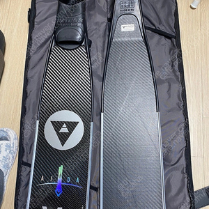 프리다이빙 롱핀 / 알케미 V3 / 미듐소프트 / 판토스 / 40-42 / 풀장2회 / 가방 별매