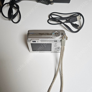 Sony. dsc-w7 디지털 카메라 팝니다.