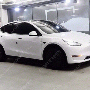 테슬라 모델 Y 중고 테슬라 중고 흰색 2022년식 86,775km 롱 레인지 중고차이자