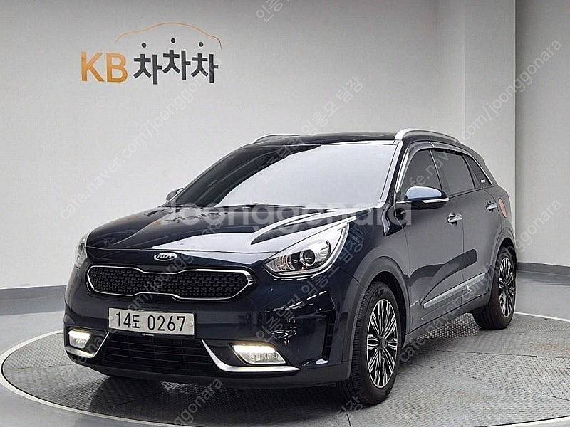 기아 니로 중고 니로 하이브리드 중고차 검정색 2017...--4